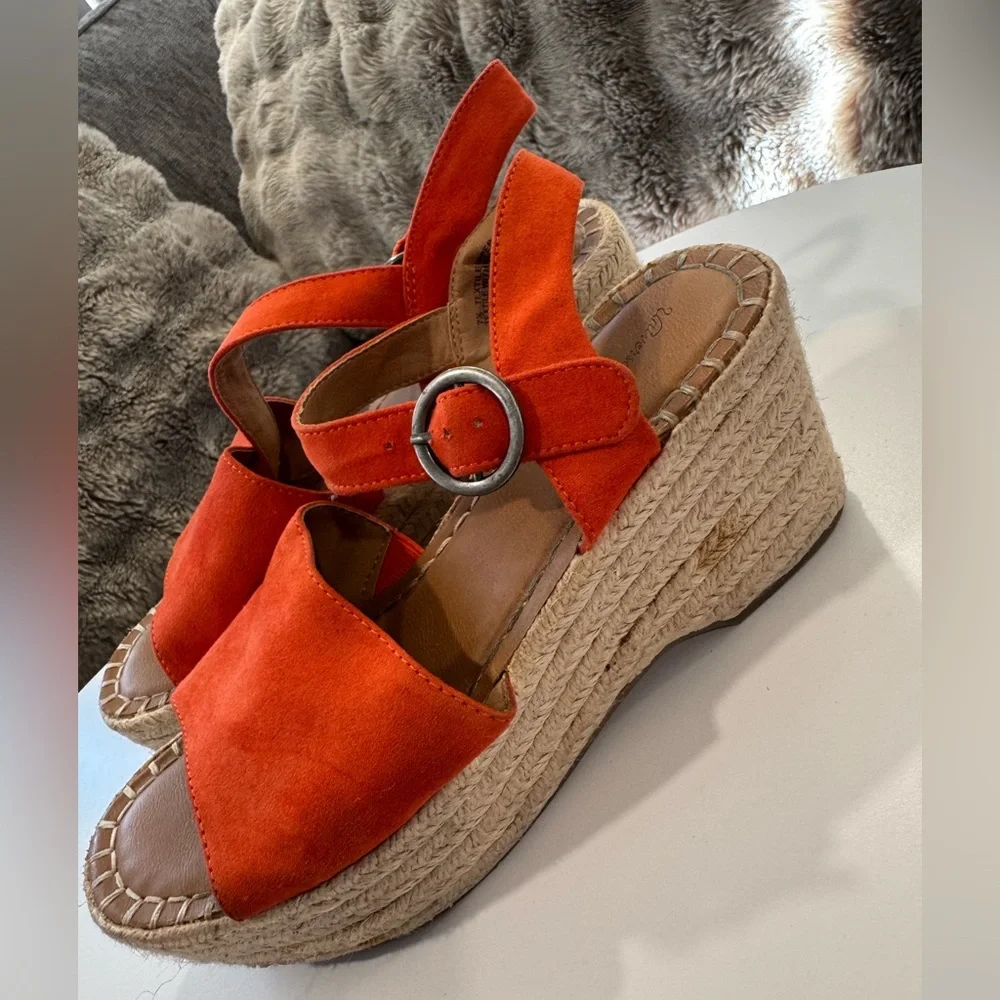 BUNDLE 2 ITEMS FOR $8✨  Universal Thread Women's Orange Espadrille Sandals